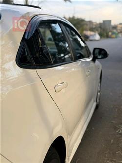 تۆیۆتا کۆرۆلا